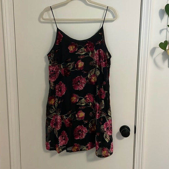 Francesca Mi Ami Velvet Floral Slip Dress - Picture 1 of 6